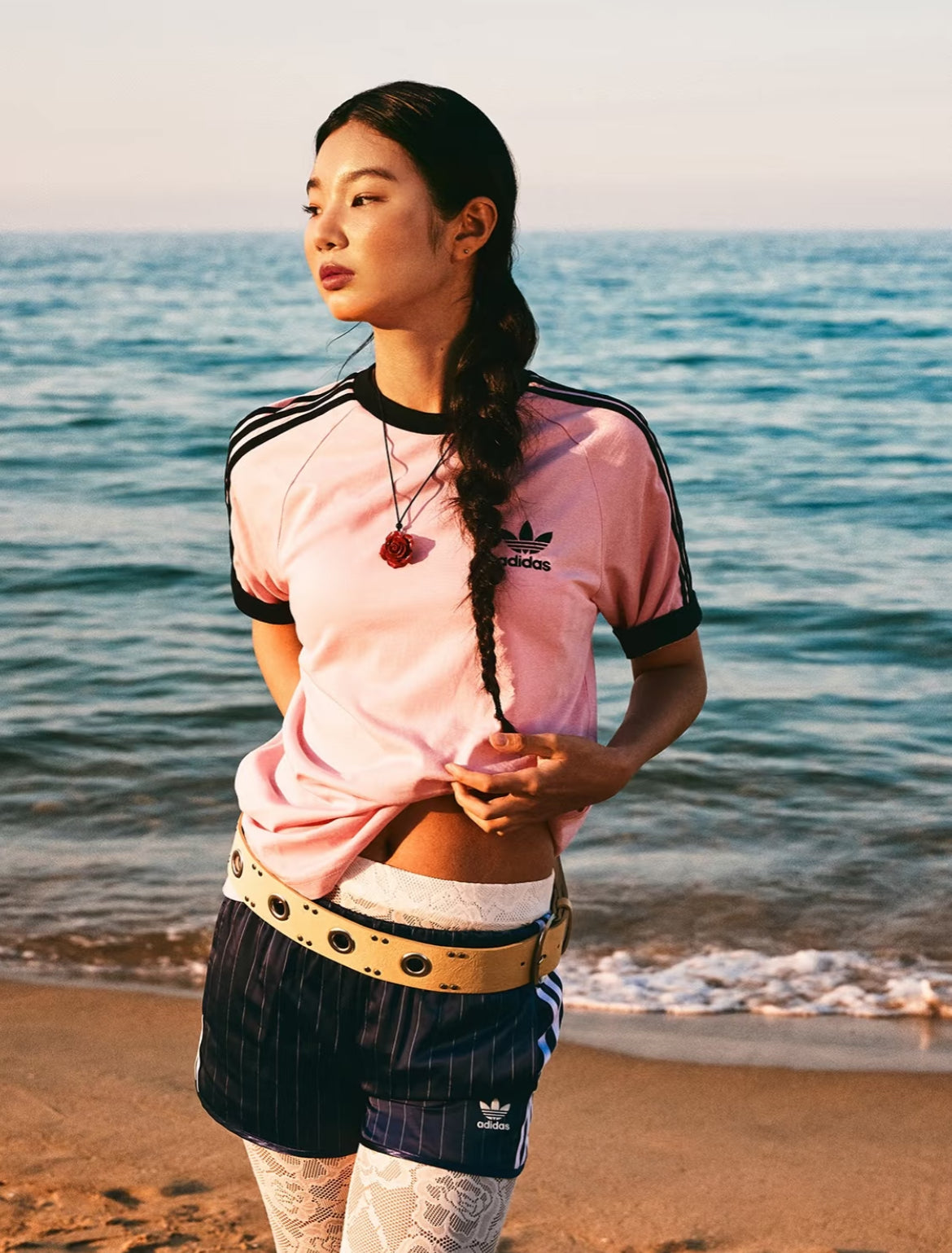 [ Pre-order ] Adidas 短版 핀스트라이프 새틴 숏 팬츠 ( M啡色有現貨 )