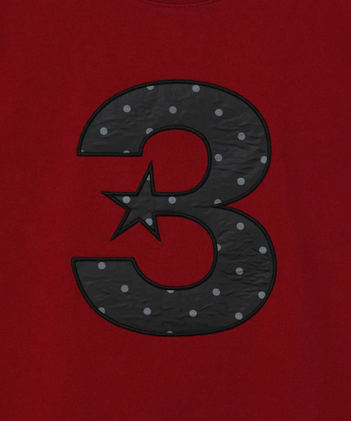 [ Pre-order ] 3 logo Dot Slim Fit T-Shirt