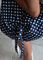 [ Pre-order ] 리버시블 보우 캔버스백 - 도트 네이비