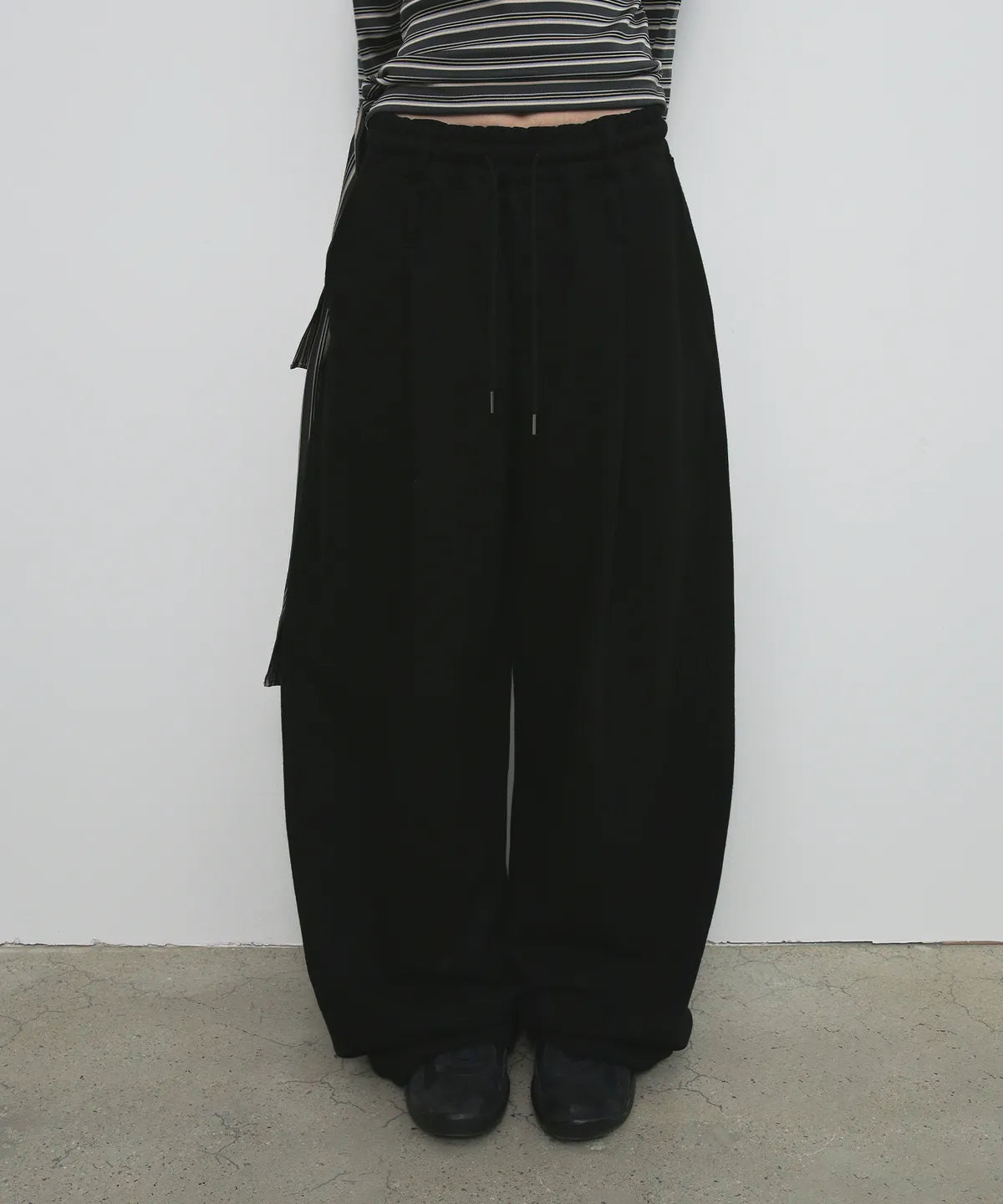 [ Pre-order ] Overfit Sweat Pants