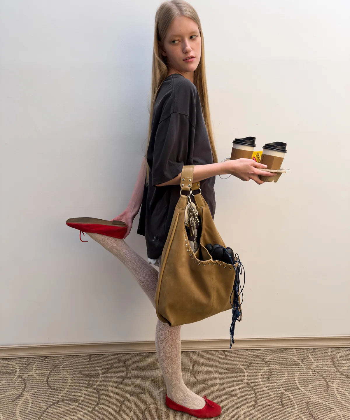 [ Pre-order ] Medium Slash Hobo Bag