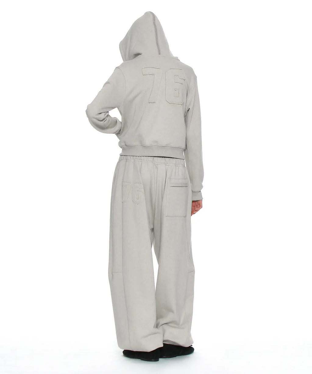 [ Pre-order ] 76 Applique Rounding Sweatpants