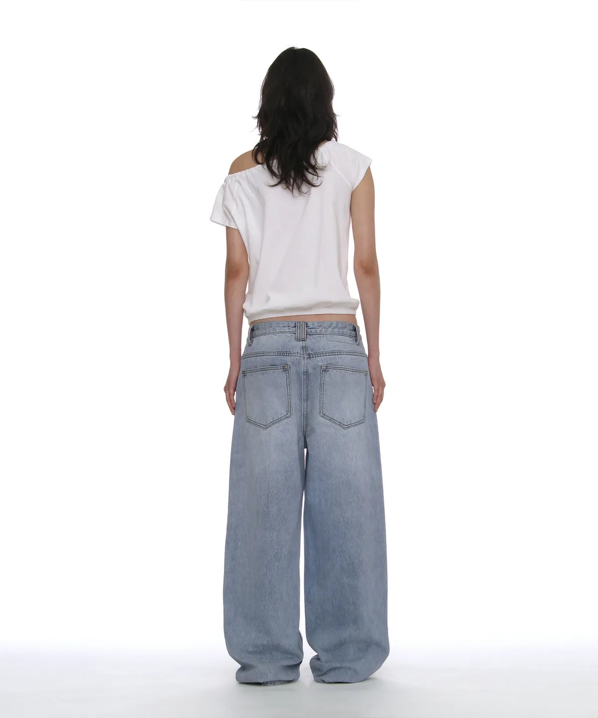 [ Pre-order ] Classic Wide Leg Loose Jeans