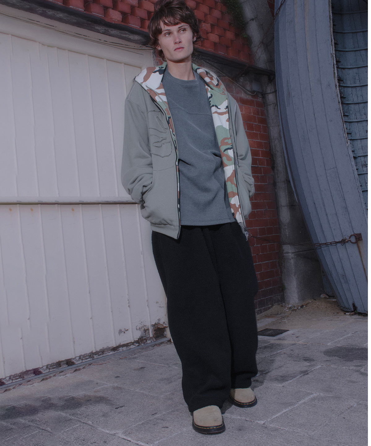 [ Pre-order ] Emanate Logo Jogger Pants