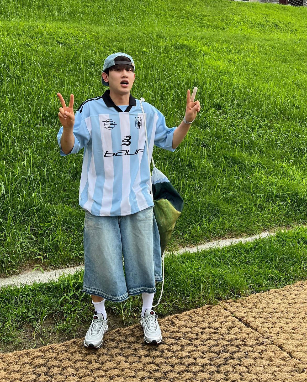 [ Pre-order ] B Soccer Uniform T-shirts