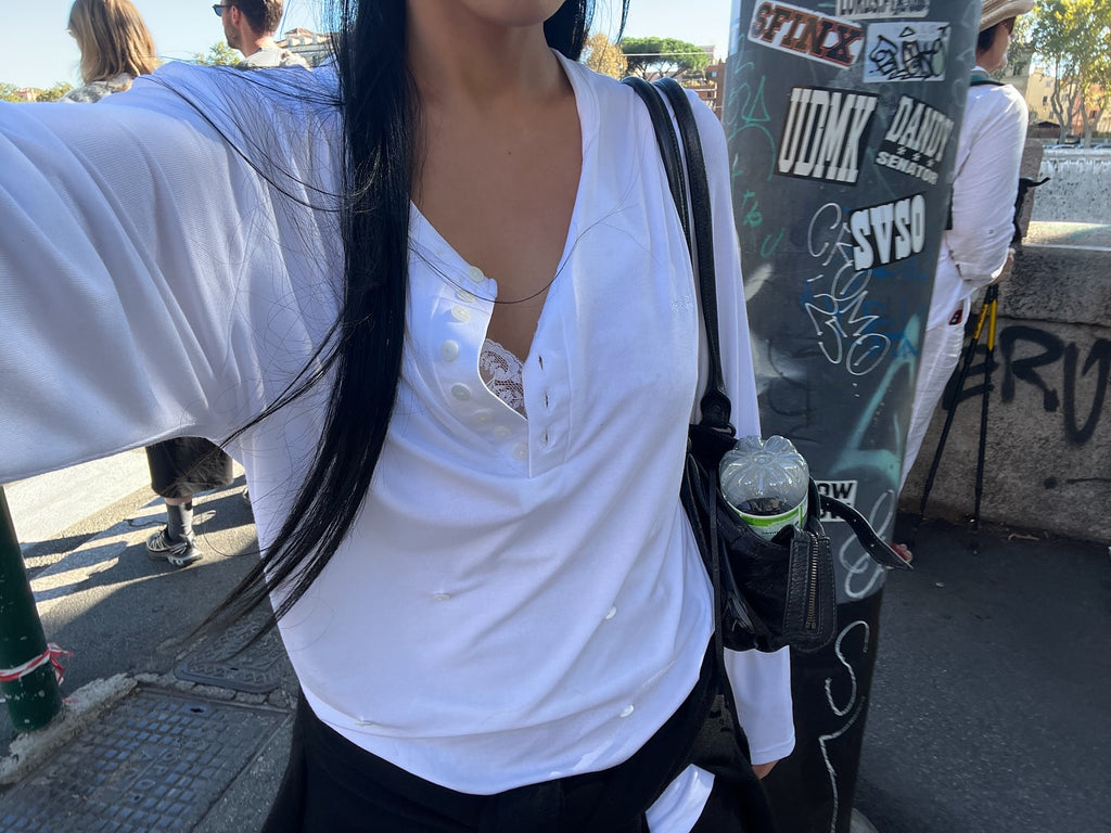 [ Pre-order ] Button Henley Neck Top