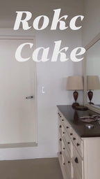 [ Pre-order ] Rockcake Arch Logo Zip Up Hoodie